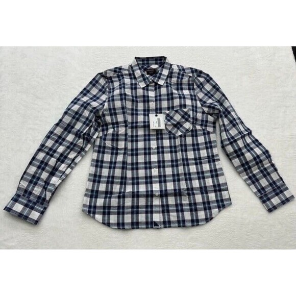 2 NWT women’s untuckit shirt bundle size 6 - Picture 1 of 5